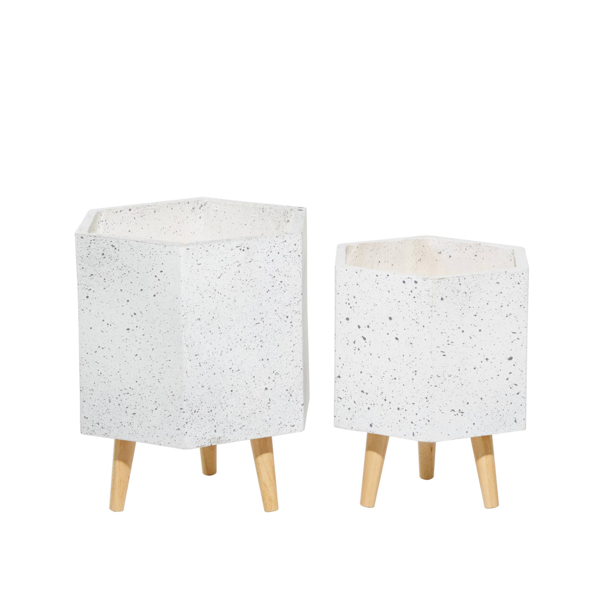 Set of 2 White MgO Contemporary Planter 15", 17"